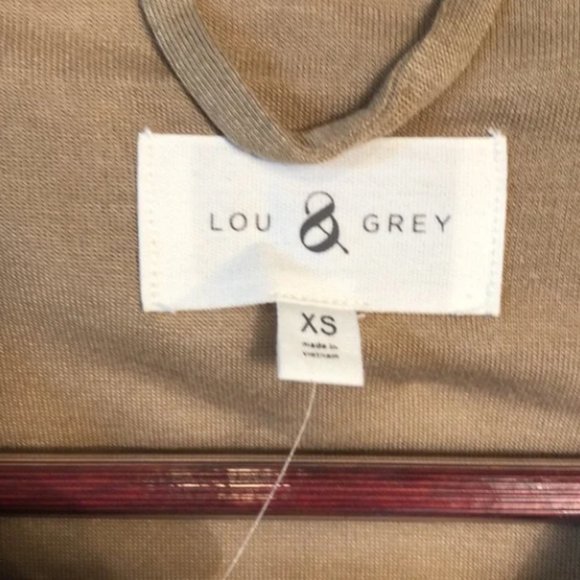 Lou & Grey buffalo plaid cozy up Sherpa vest sz XS - Picture 10 of 10